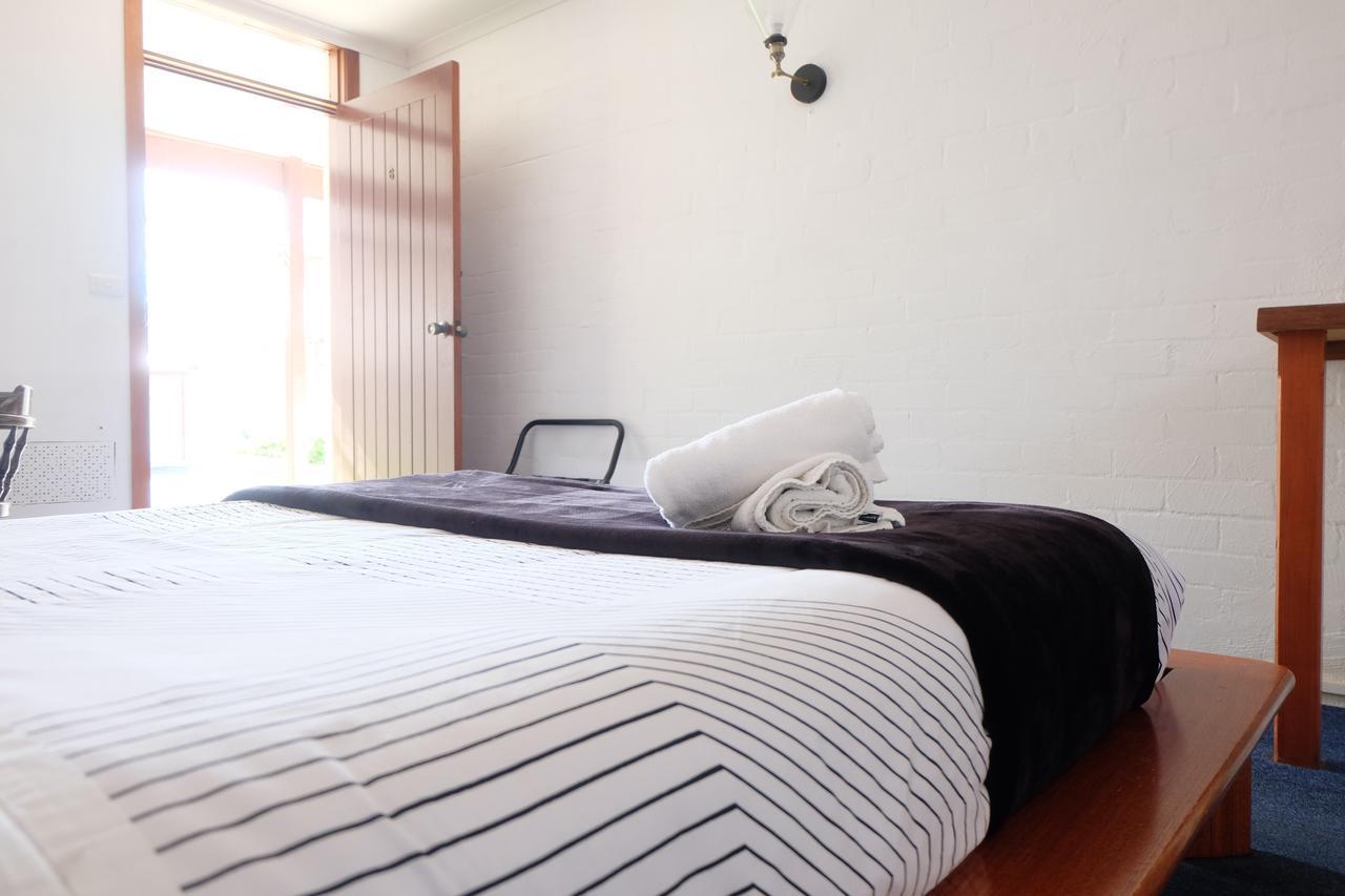 The Caledonian Inn Port Fairy Ngoại thất bức ảnh
